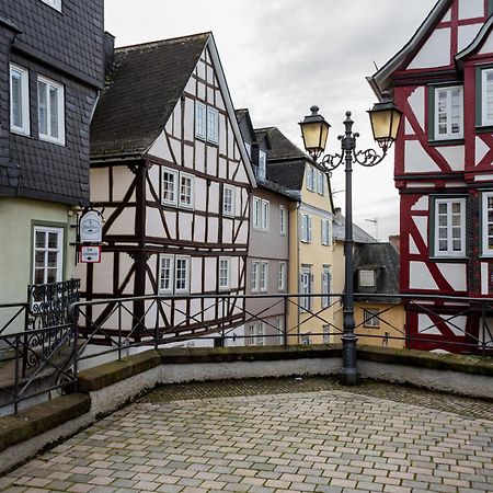Altstadt Apartment Am Dom Wetzlar, 1 Zi, Kueche, Bad Mit Parkplatz Am Grundstueck Zewnętrze zdjęcie