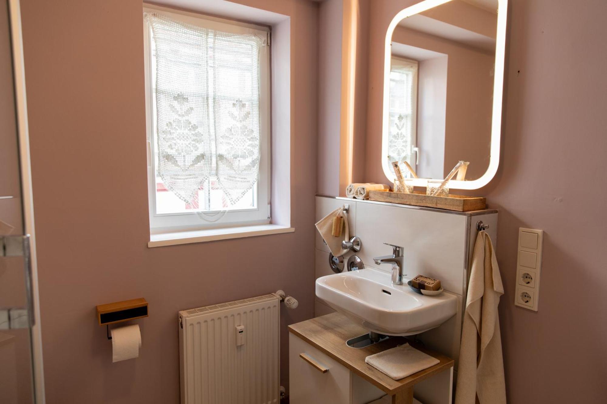 Altstadt Apartment Am Dom Wetzlar, 1 Zi, Kueche, Bad Mit Parkplatz Am Grundstueck Zewnętrze zdjęcie